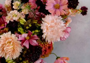 antique flower bundle 4 web scaled