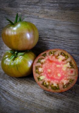 Tomato Cherokee Purple LAH 2025 web _DSF8176 scaled